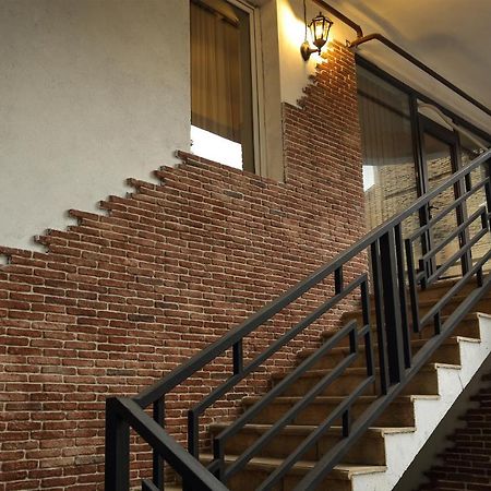 Winehouse Old Qvevri Apartments 第比利斯 外观 照片